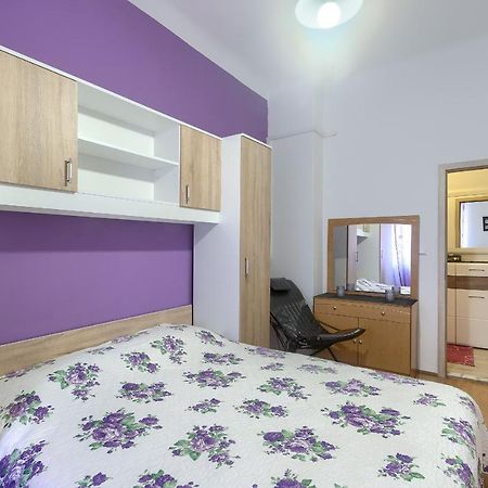 Aida Pula Apartment Bagian luar foto